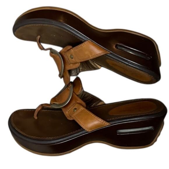 COLE HAAN Nike Air Leather Wedge Thong Sandal SZ 5 - Picture 10 of 13